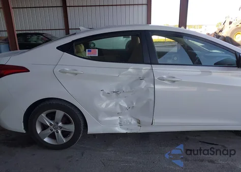 2013 Hyundai Elantra Gls z USA, uszkodzony, nr VIN 5NPDH4AE9DH408176